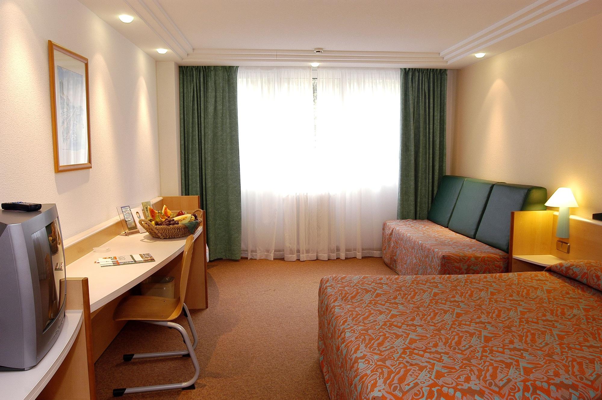 Hotel Tropical Les Escaldes Екстер'єр фото