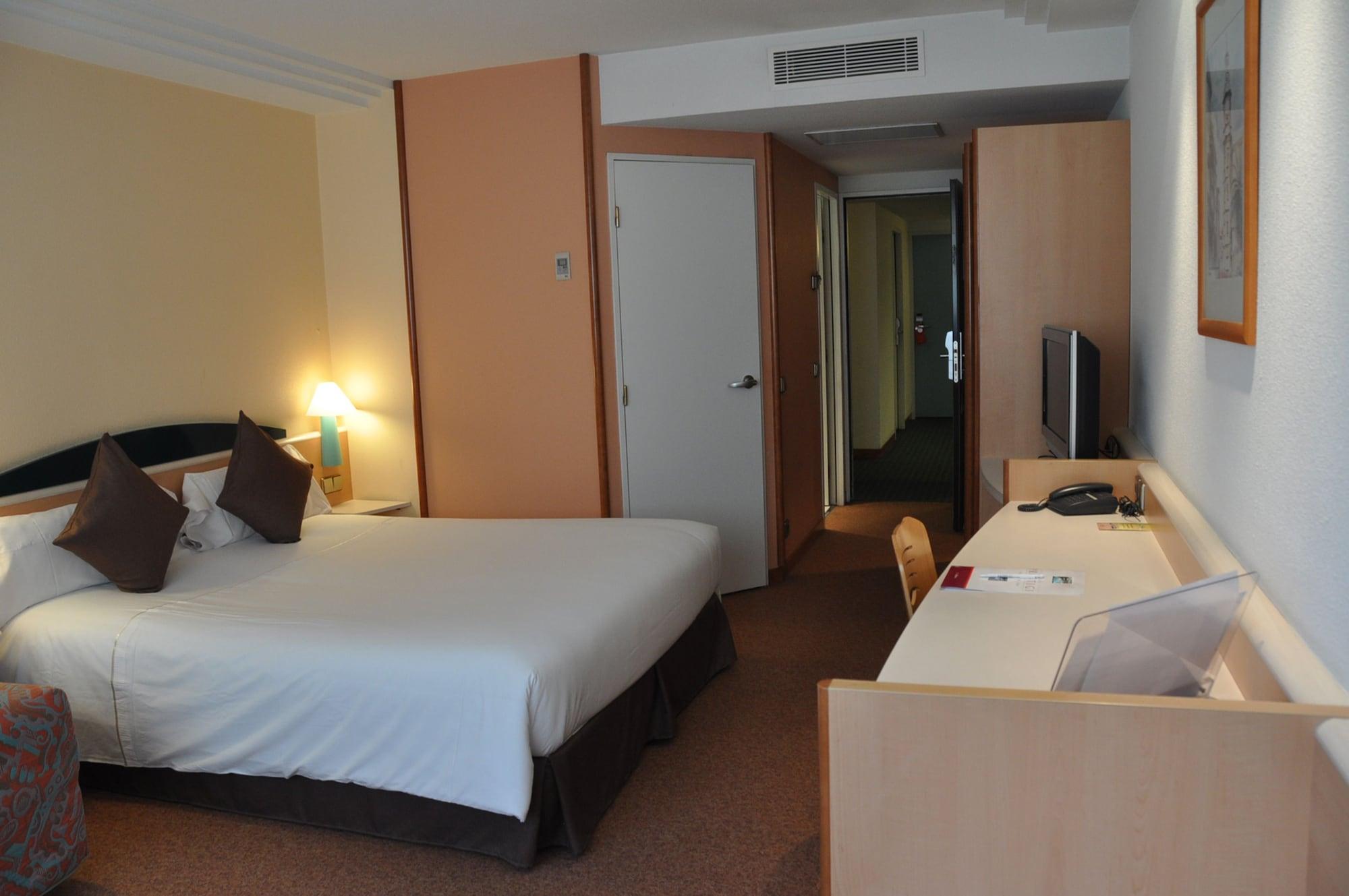 Hotel Tropical Les Escaldes Екстер'єр фото