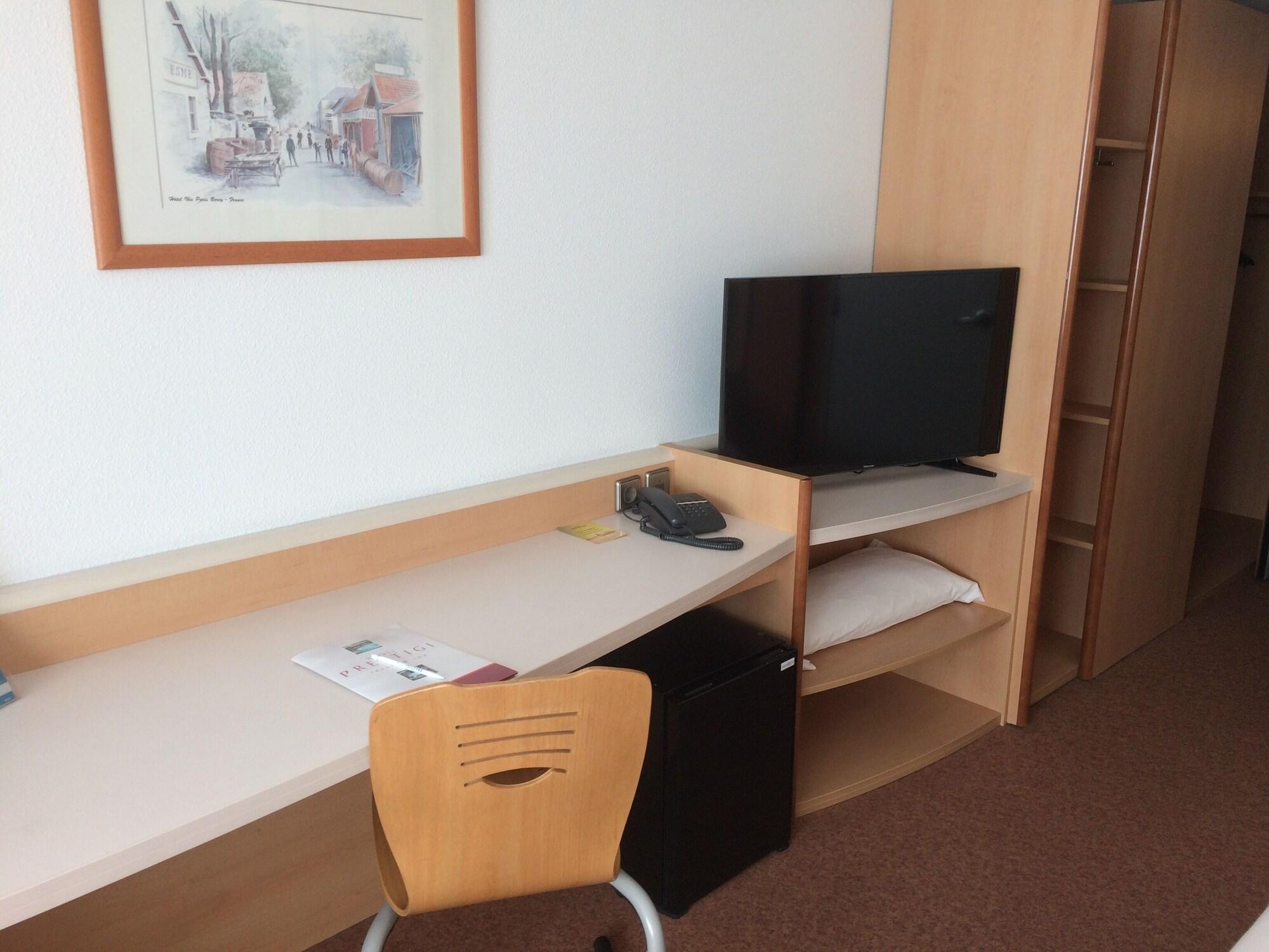 Hotel Tropical Les Escaldes Екстер'єр фото