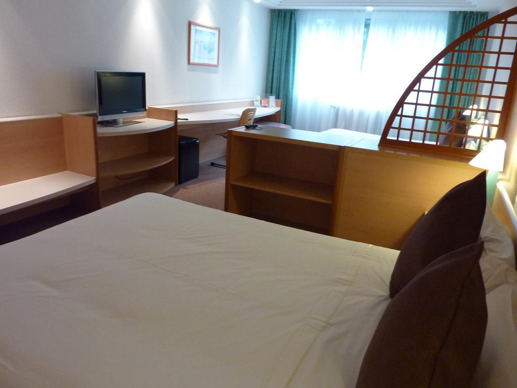 Hotel Tropical Les Escaldes Номер фото