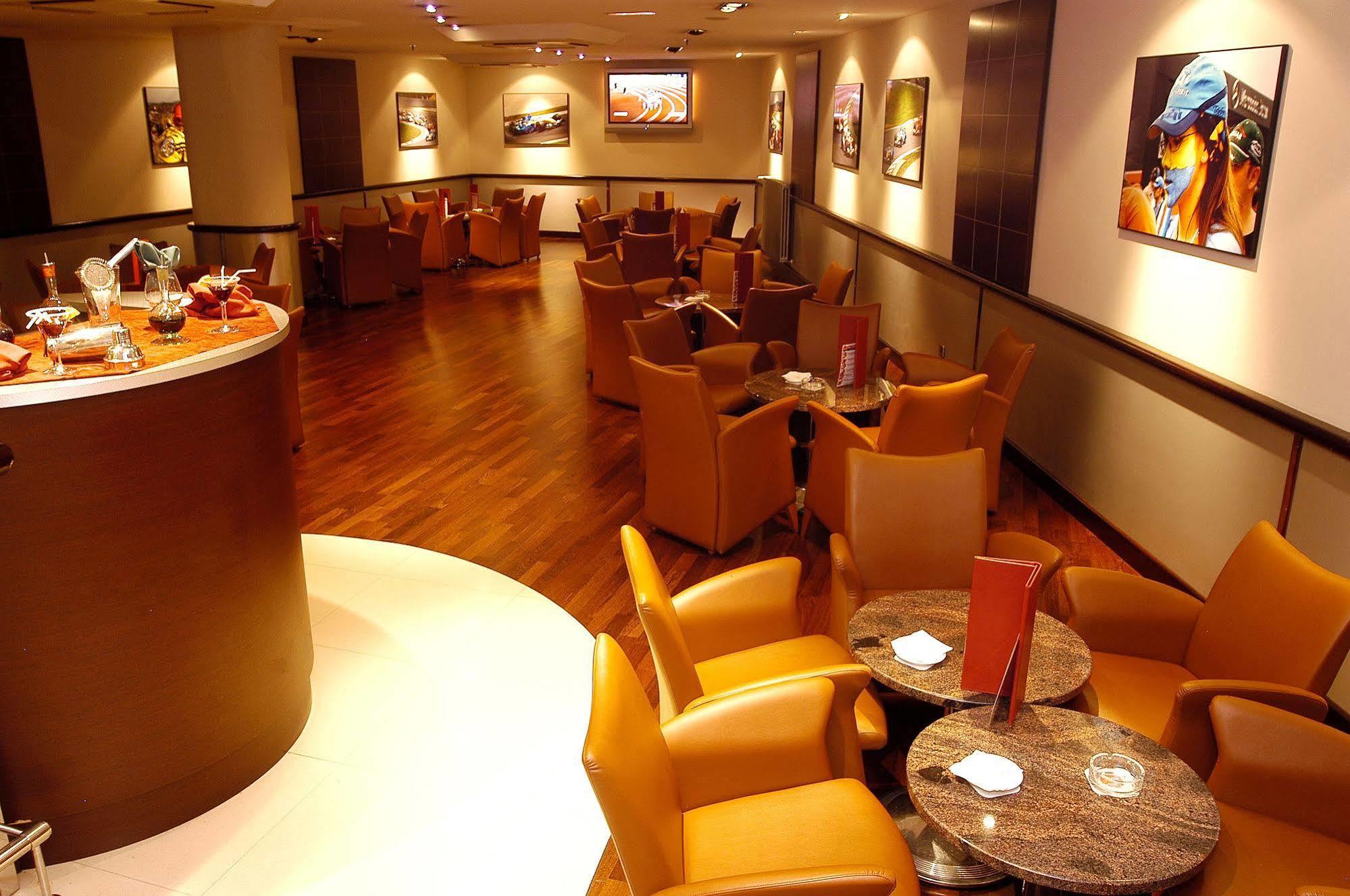 Hotel Tropical Les Escaldes Екстер'єр фото